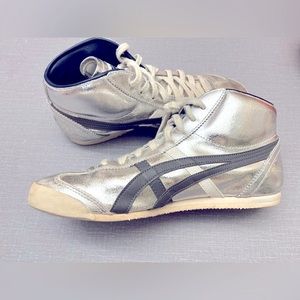 Onitsuka Tiger Silver & Charcoal Mexico MidRunner M8.5/W10 Unisex